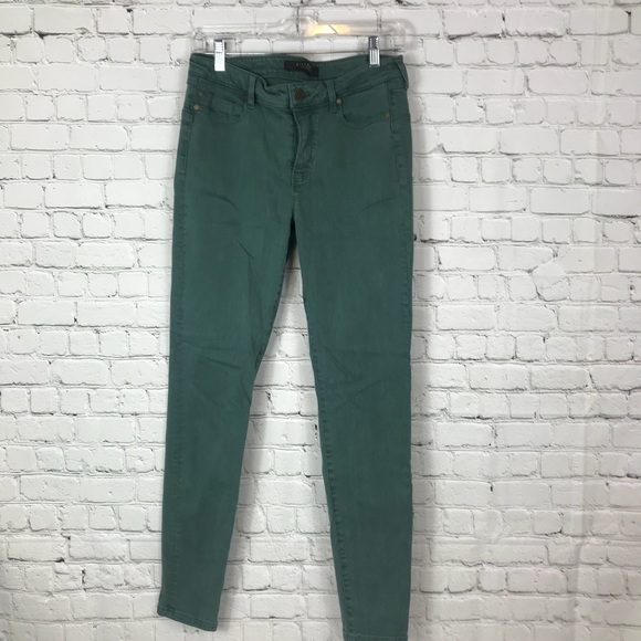 Liverpool Jeans Company Denim - Liver Pool Hugger Skinny Jeans